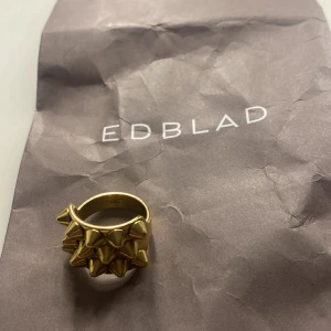 Edblad ring i guld  - Det är en Edblad ring som är helt Oanvänd