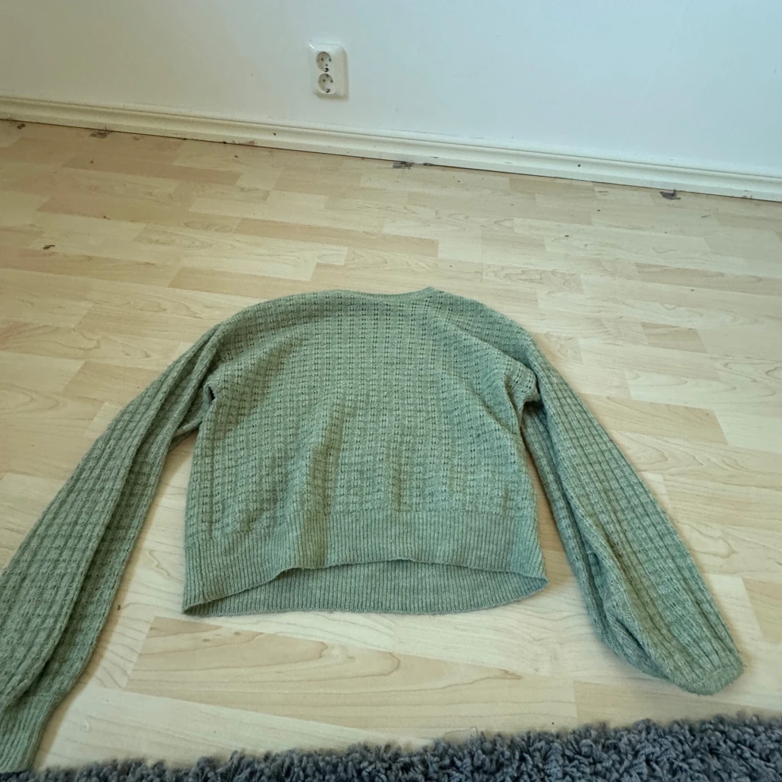 Grön stickad tröja från Vero Moda