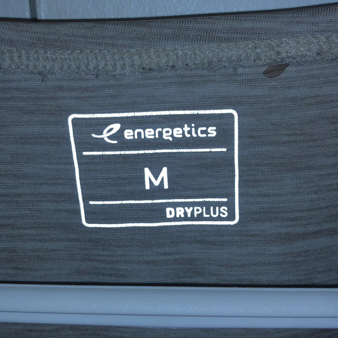 Guldig träningströja från Energetics - 2