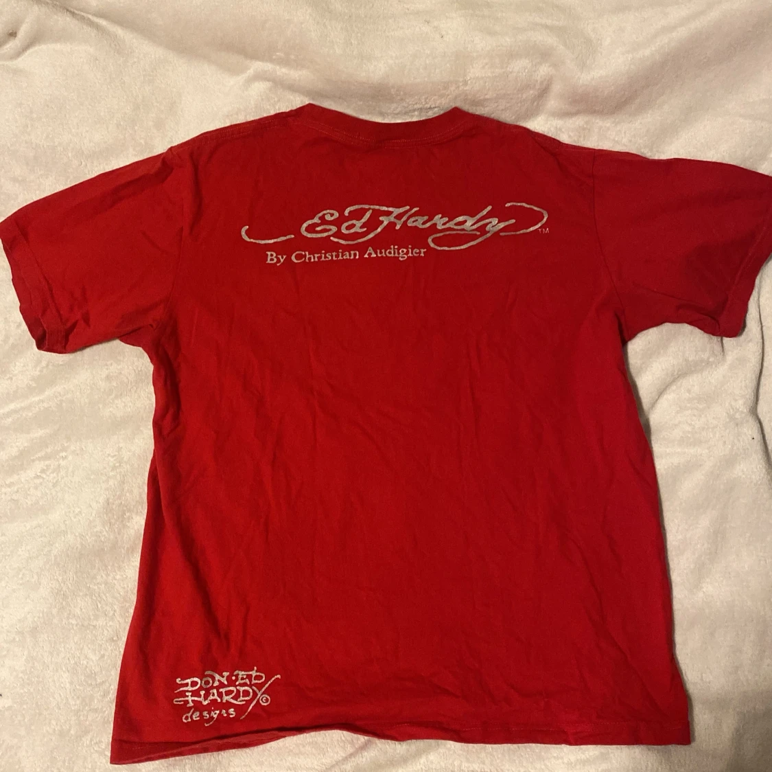 Röd Ed Hardy t-shirt med tryck - 91