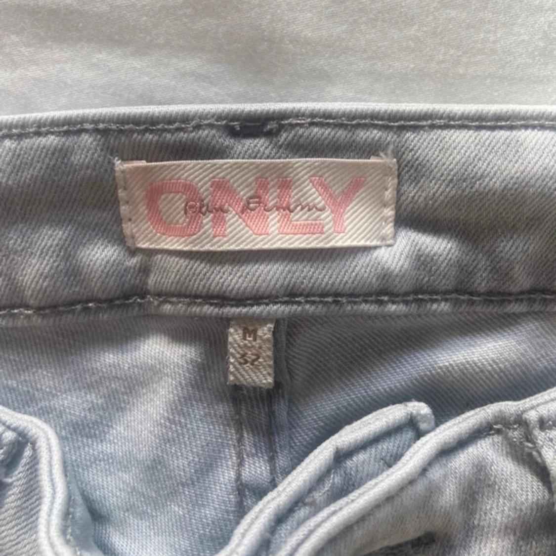 Grå bootcut jeans från ONLY - 93