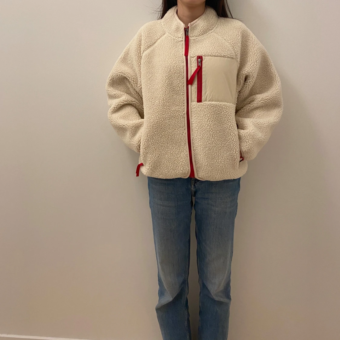 Beige teddyjacka från Moussy