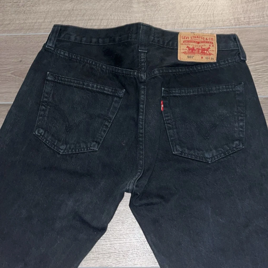 Svarta Levi's Jeans - 90