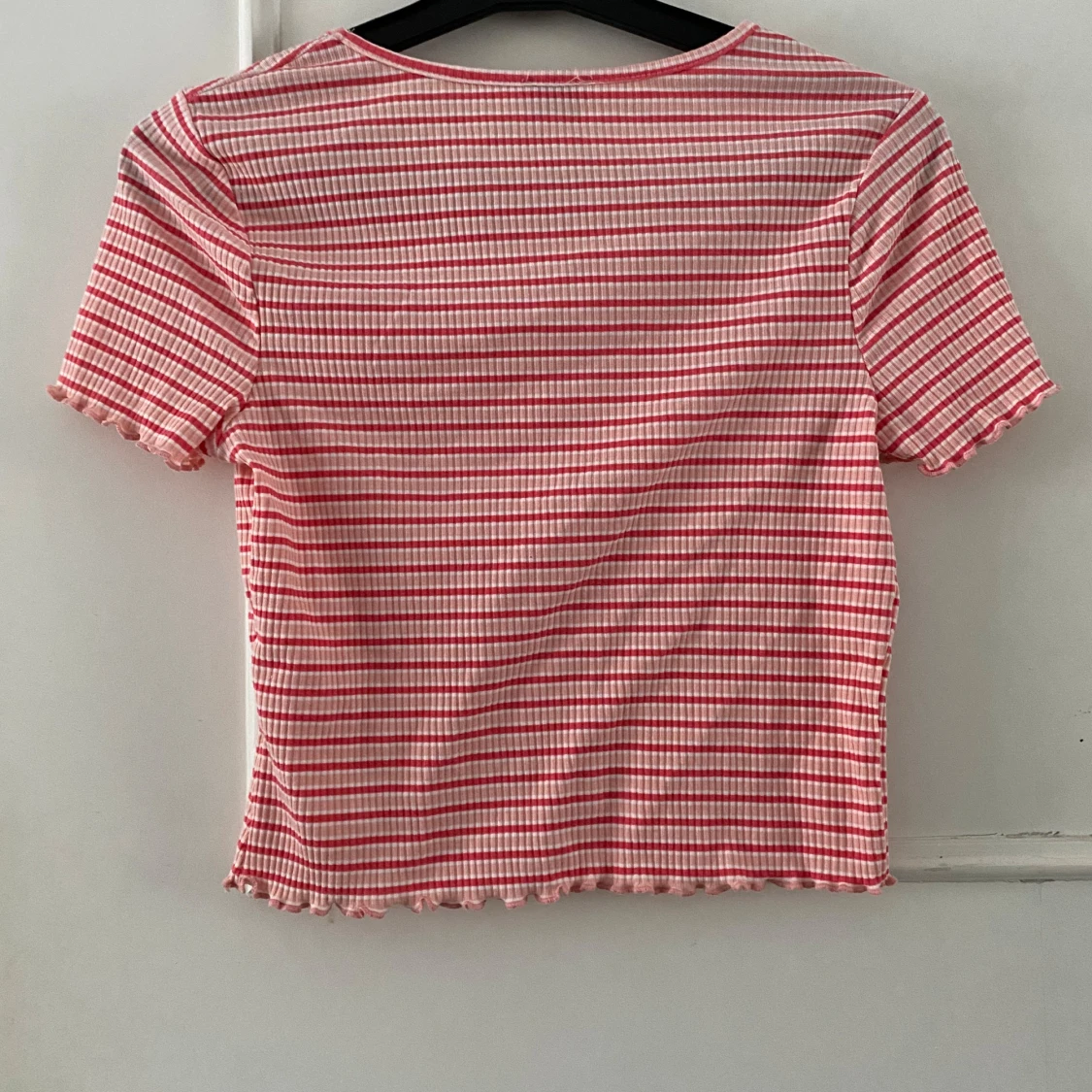 Randig ribbad topp från Bubbleroom - 90