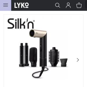 silky air flex - säljer denna dyson liknande hår stylee från silk’n!💕 köpte till julklapp åt min mamma men den föll henne tyvärr ej i smaken! enbart testad en gång men all plast osv finns kvar på produkten så ser helt ny ut! (kom privat om du är intresserad så kan jag skicka bild) har personligen en sån här och tycker den är fantastisk! perfekt present 🥰