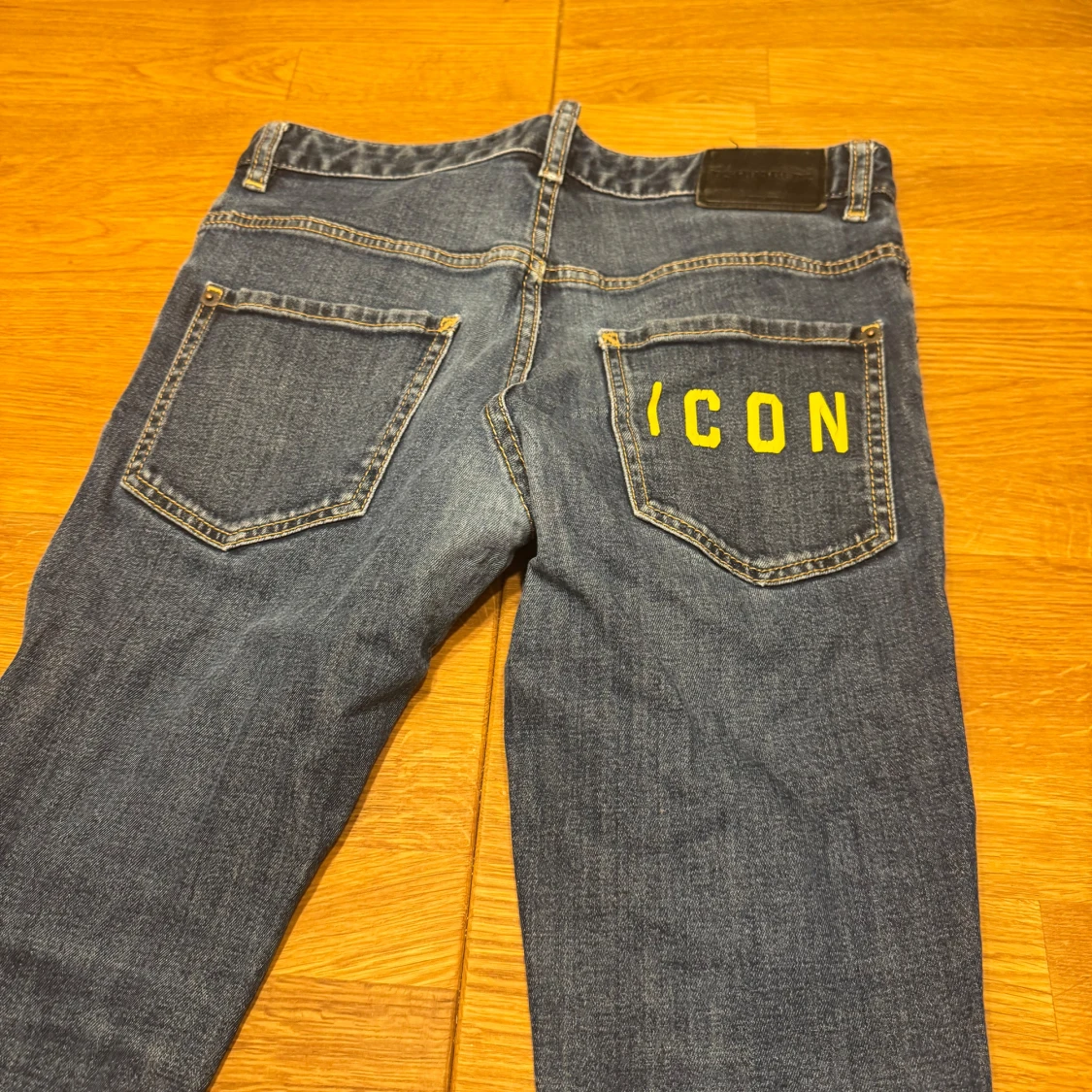 Blå jeans från DSQUARED2 - 90