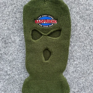 Rare Balaclava  - Olivgrön Balaclava från märket Badfriend. Extremt rare. Helt ny. Onesize. Hör av er vid eventuella frågor!! 😈