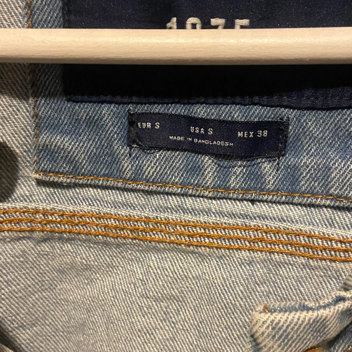 Ljusblå jeansjacka från zara - 91