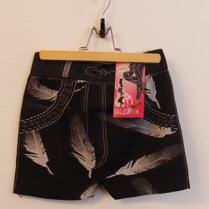 Super Stretch Dam Shorts  - One size , XS-M  45kr/st 