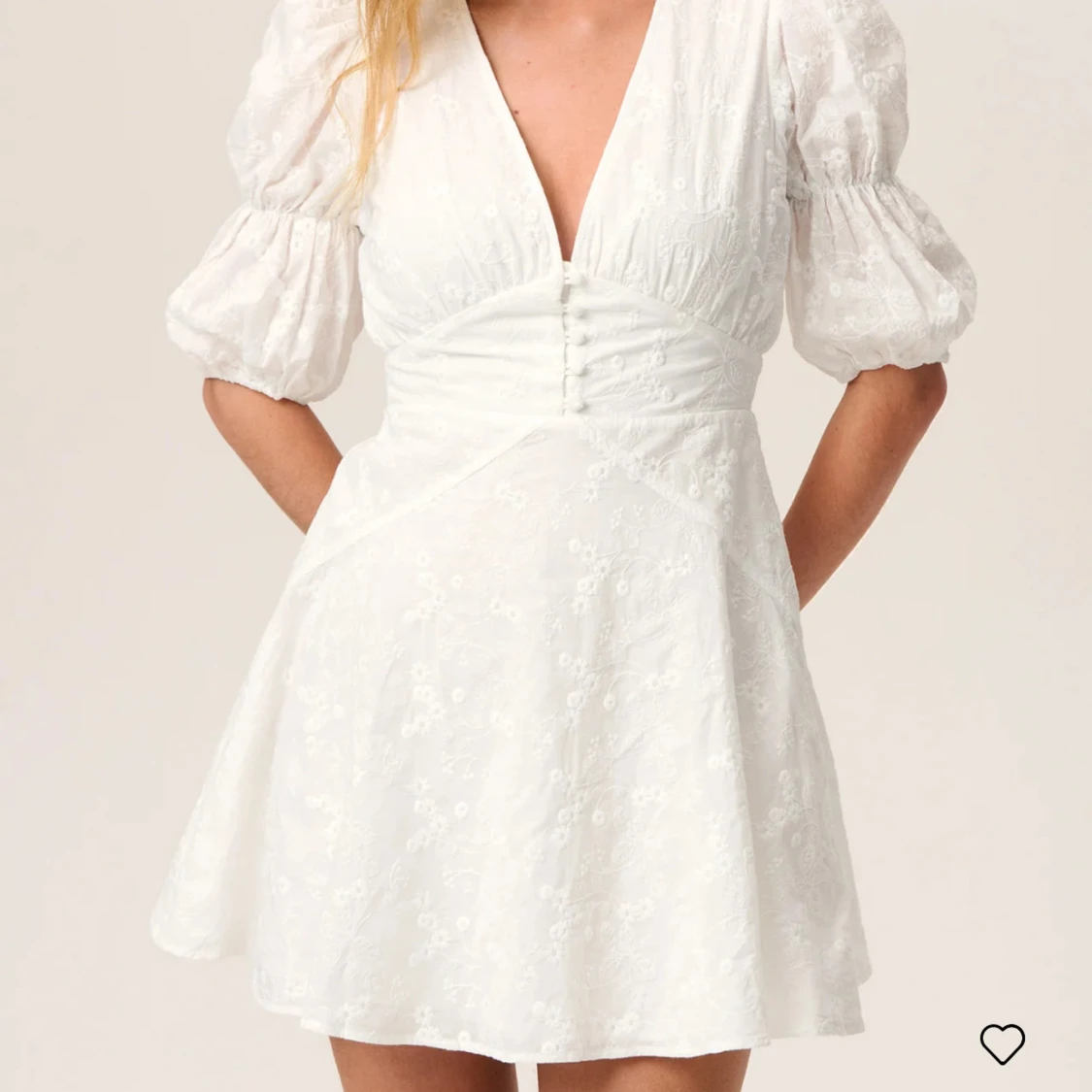 Vit klänning från Adoore