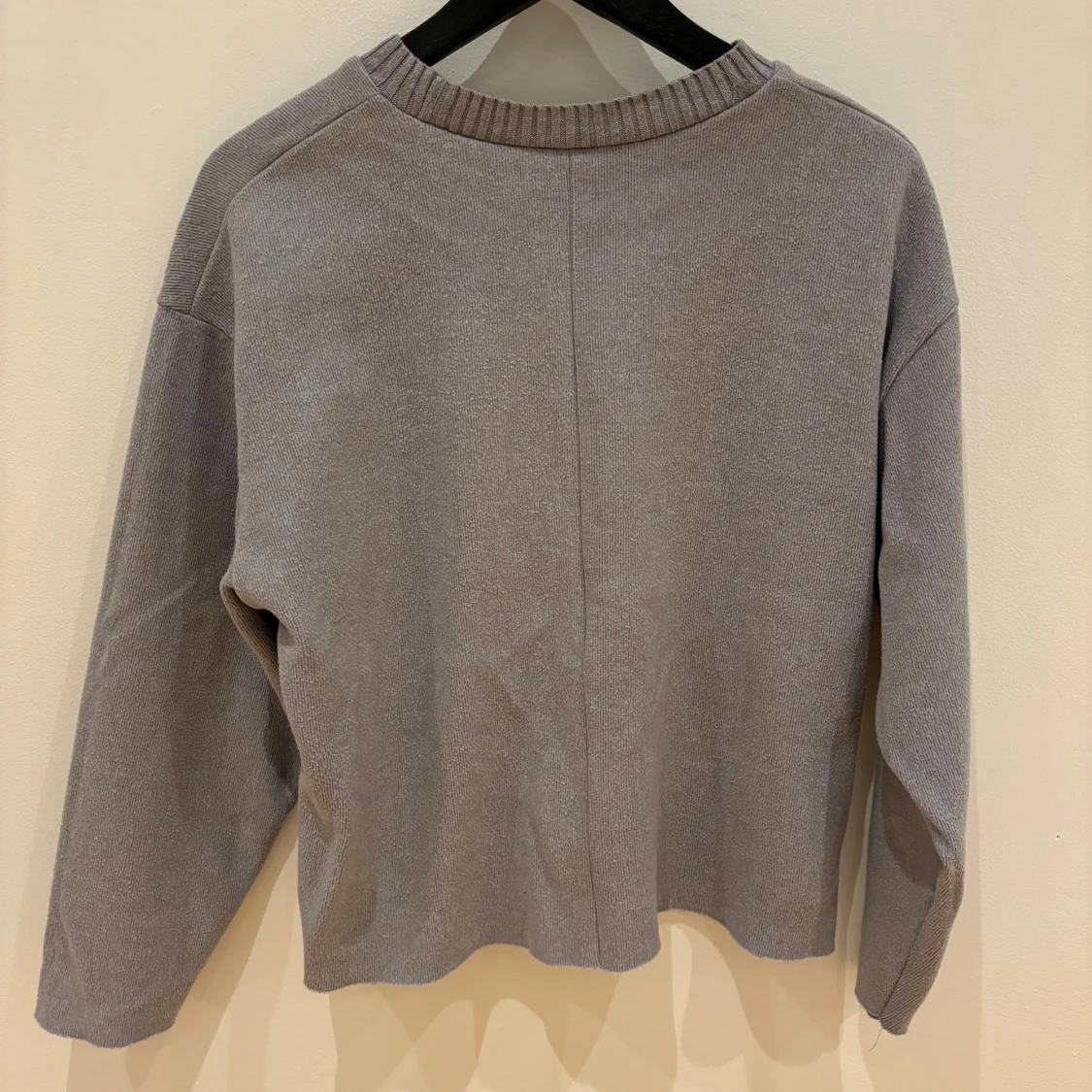 Grå stickad tröja från Zara - 90