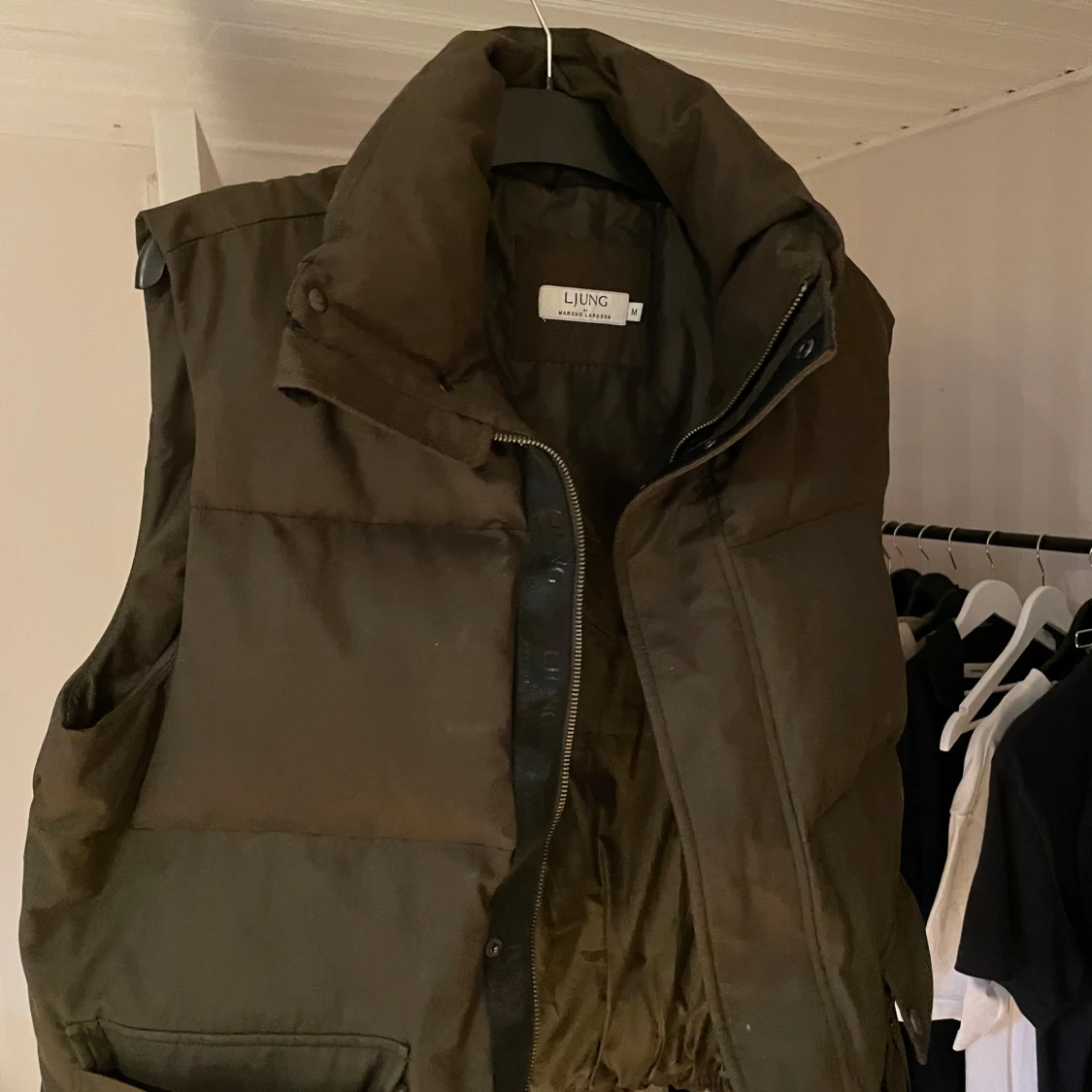 Brun dunväst från Ljung - 90