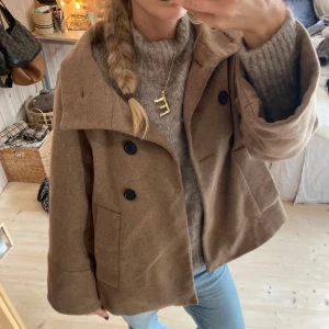 Kappa - SUPER snygg trekvartsärmad kappa❤️❤️