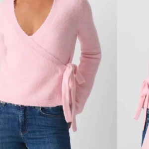 Gina tricot rosa stickad tröja  - Helt slutsåld rosa stickad knyt tröja som jag aldrig har använt, lappen är fortfarande kvar. Säljer den på grund av att den inte passade.