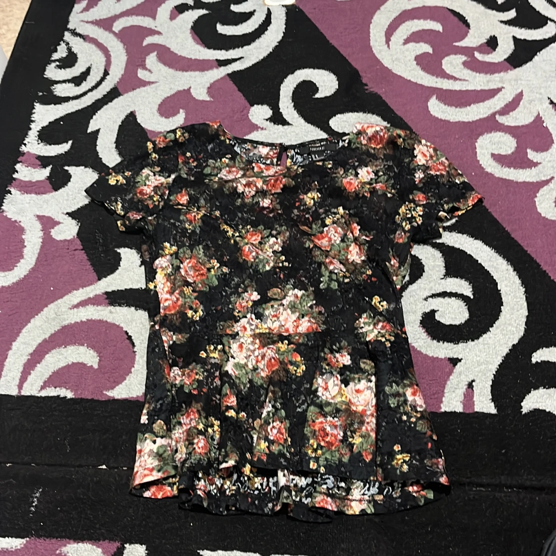 genom skinlig blus (funkar med linne under)  - 90