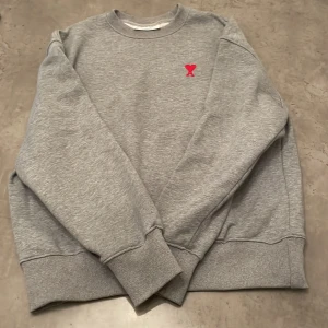 Ami tröja - En ami tröja som jag aldrig har använt. 