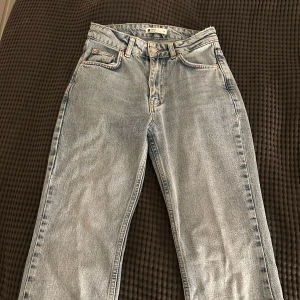Bootcut jeans  - Superfina nästan helt oanvända bootcut jeans från ginatricot.