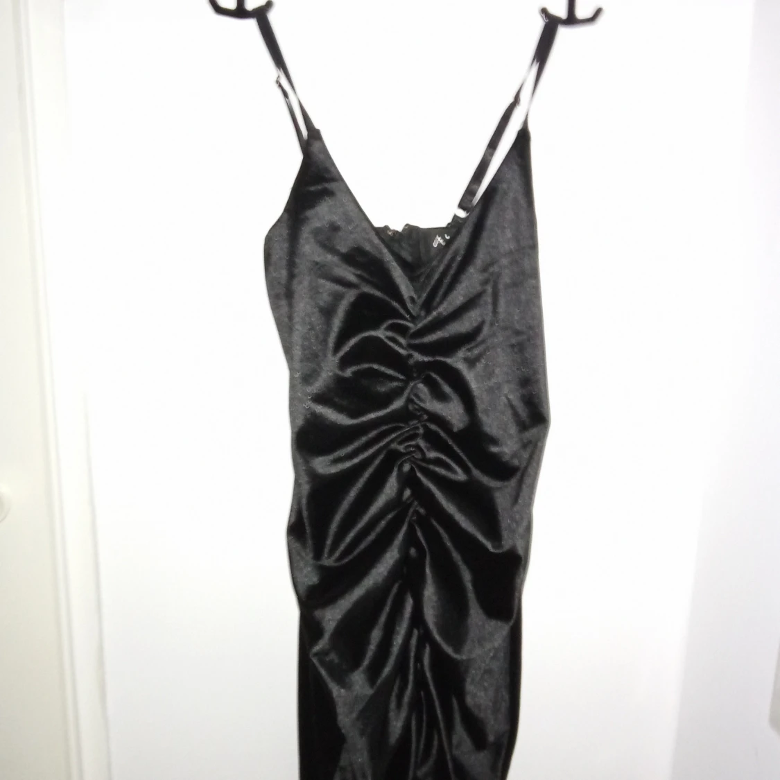 Svart klänning från AX