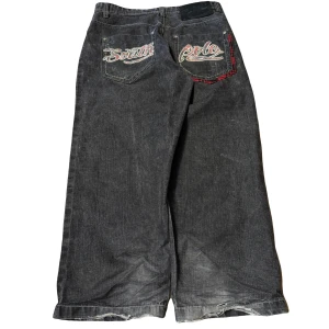 RARE southpole jeans - rare southpole red tabs, mäter ca W34-35 men e 36 på tag. pris går o diskutera, nice o baggy