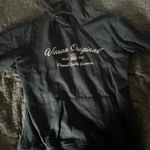 Blå hoodie  - Ny blå hoodie 