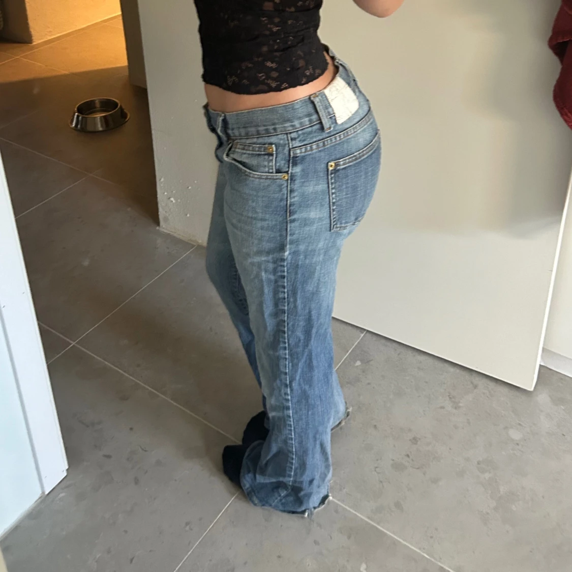 lågmidjade bootcut jeans💓 - 90