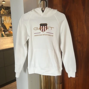 Gant hoodie  - Super snygg Hoodie i märket Gant 