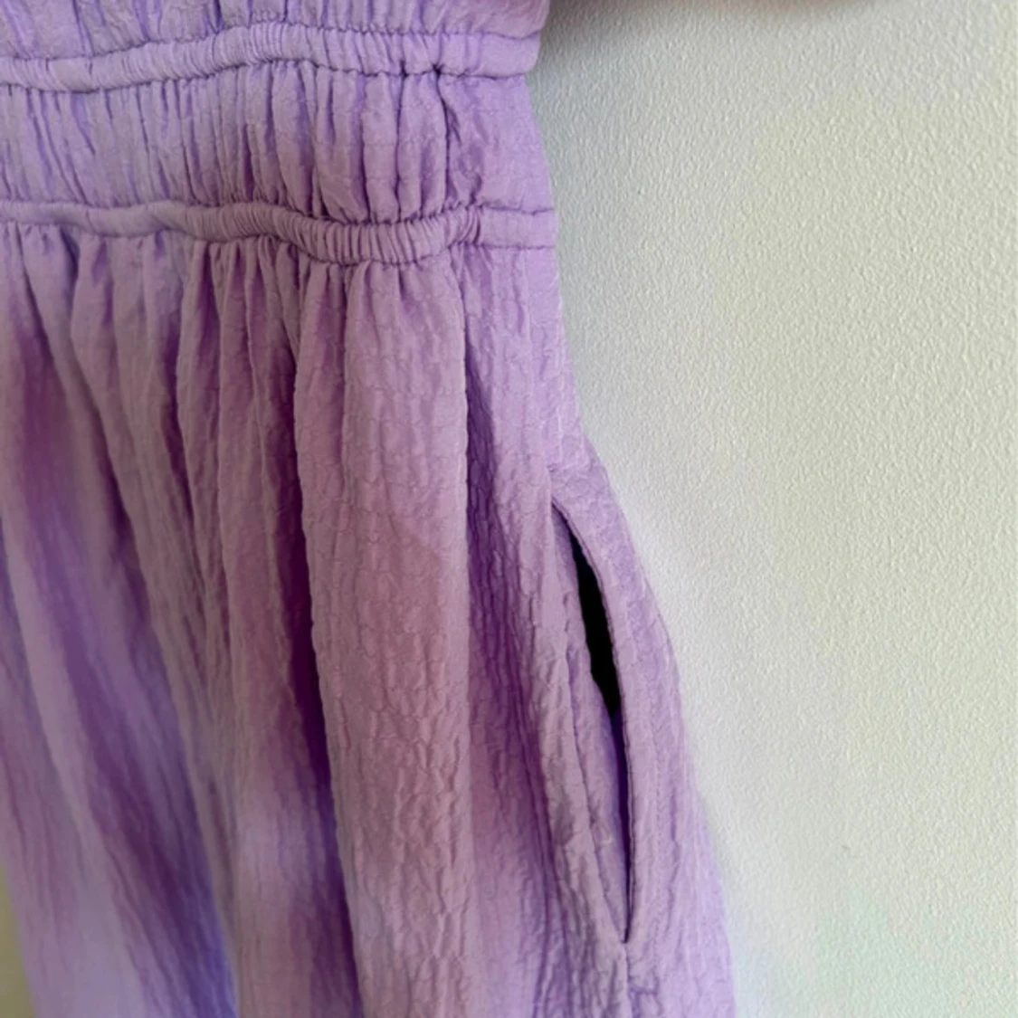 V-ringad midi klänning  - Kappahl  - 93