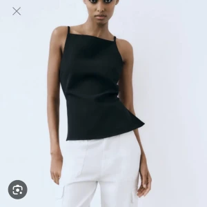 Super gullig topp från Zara - Super fin och gullig topp från zara!  Super bra skick!  