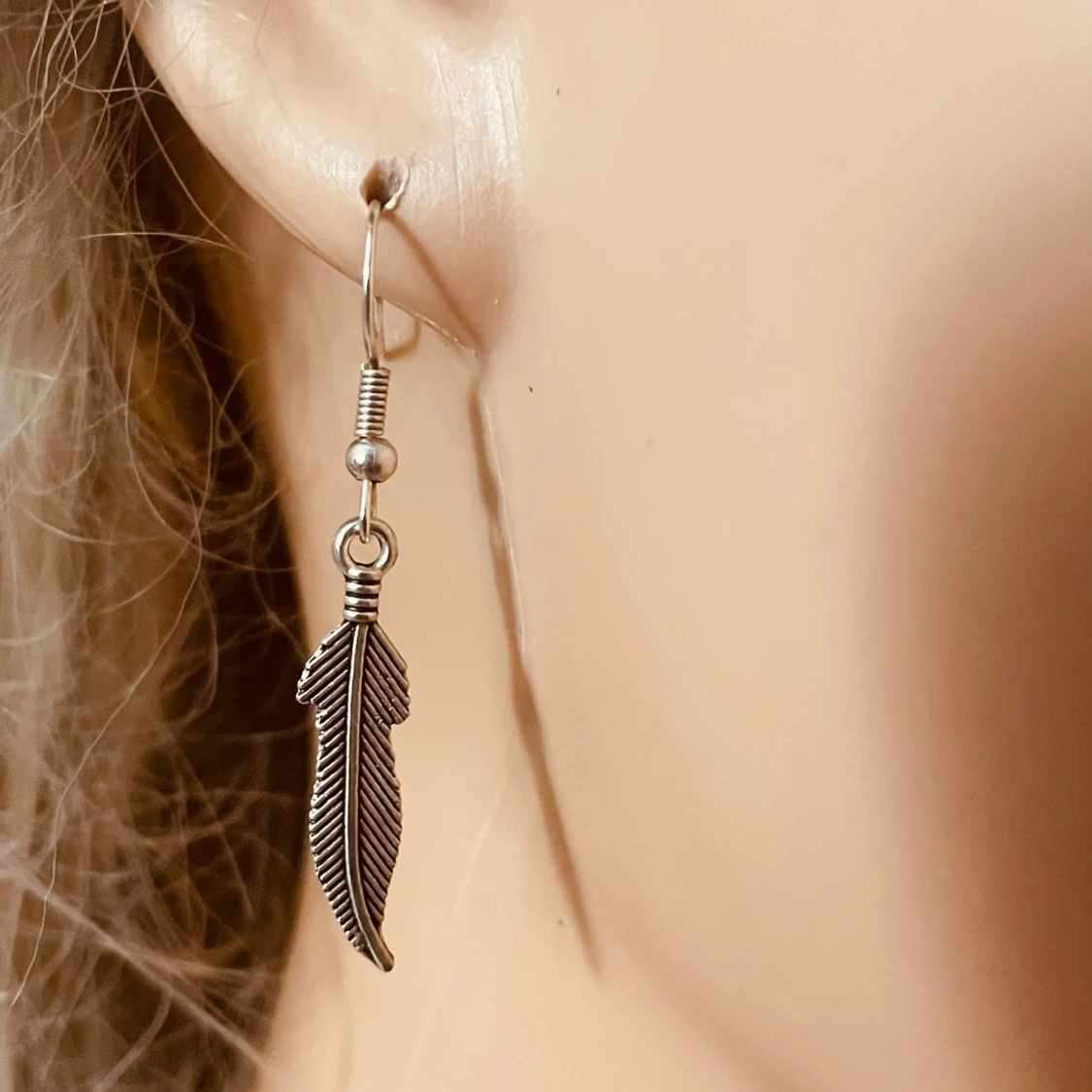 Made by prisförslag- 1 par örhängen 