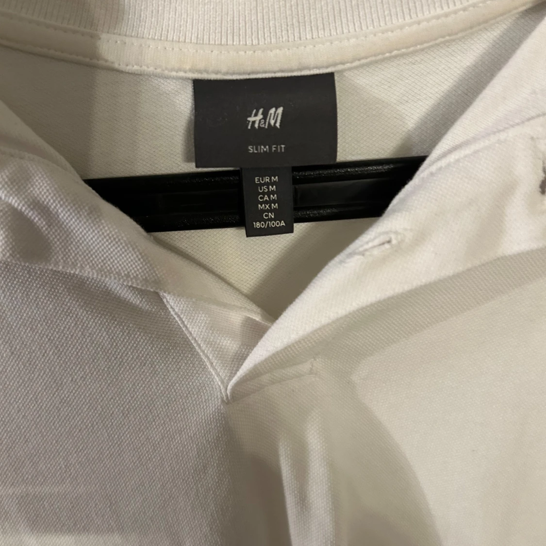 Vit pikétröja från H&M - 1