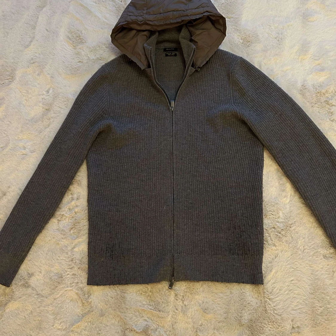 Stickad cardigan med huva, Massimo Dutti