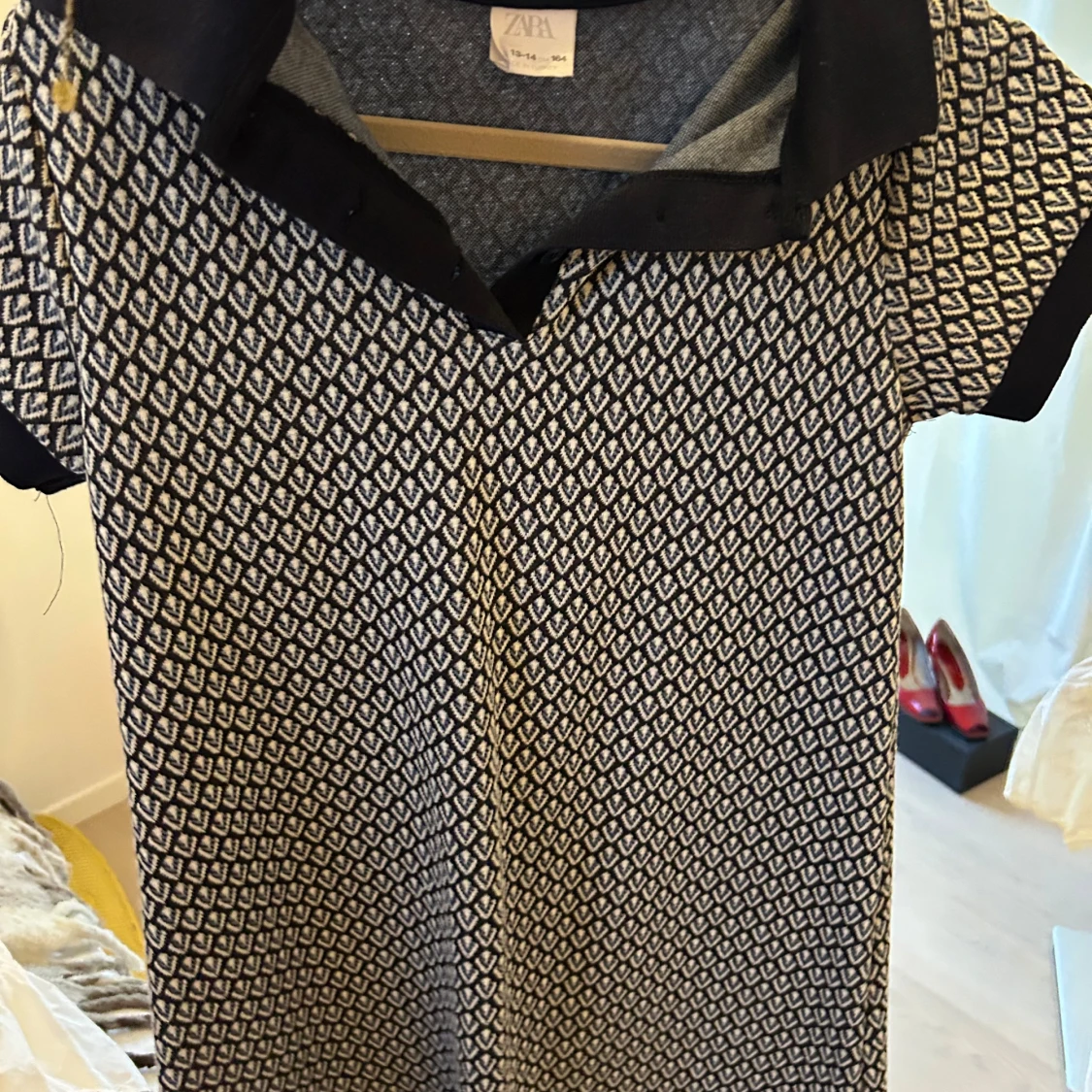 Mönstrad klänning från Zara