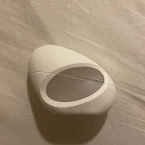 Ariana Grande mod vanilla - 30ml från början, typ 60% kvar:)