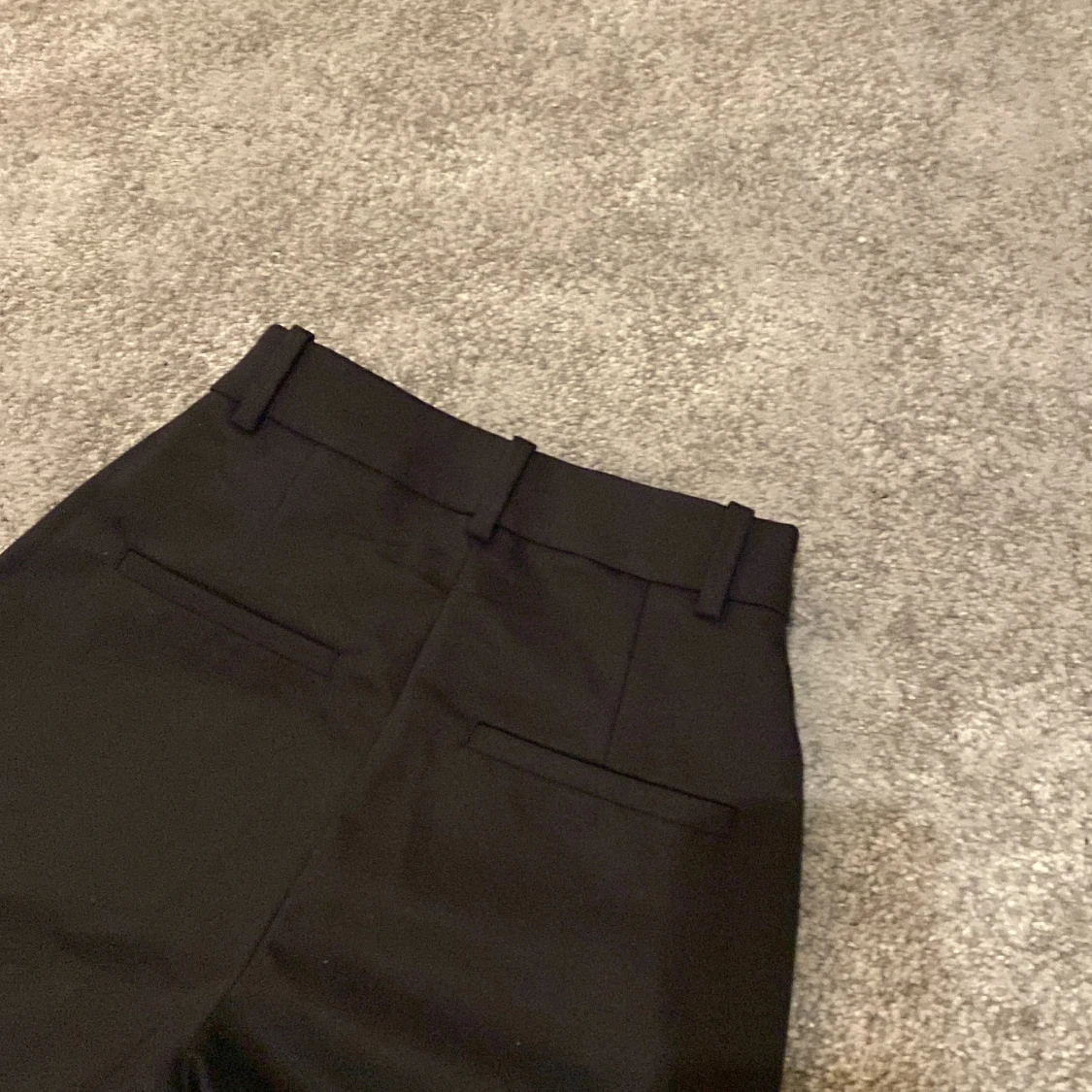 Svarta kostymbyxor - 92