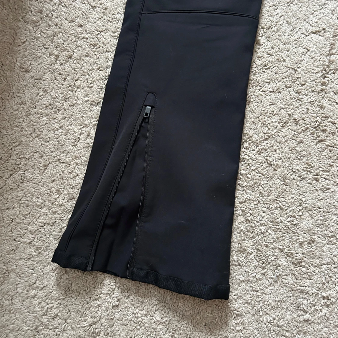 Utsvängda skidbyxor  - 92