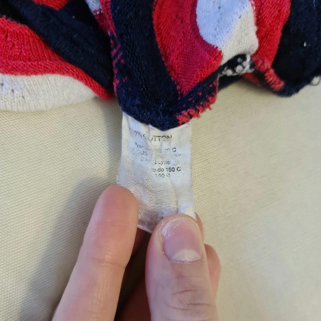 Randig tröja från Lacoste - 93