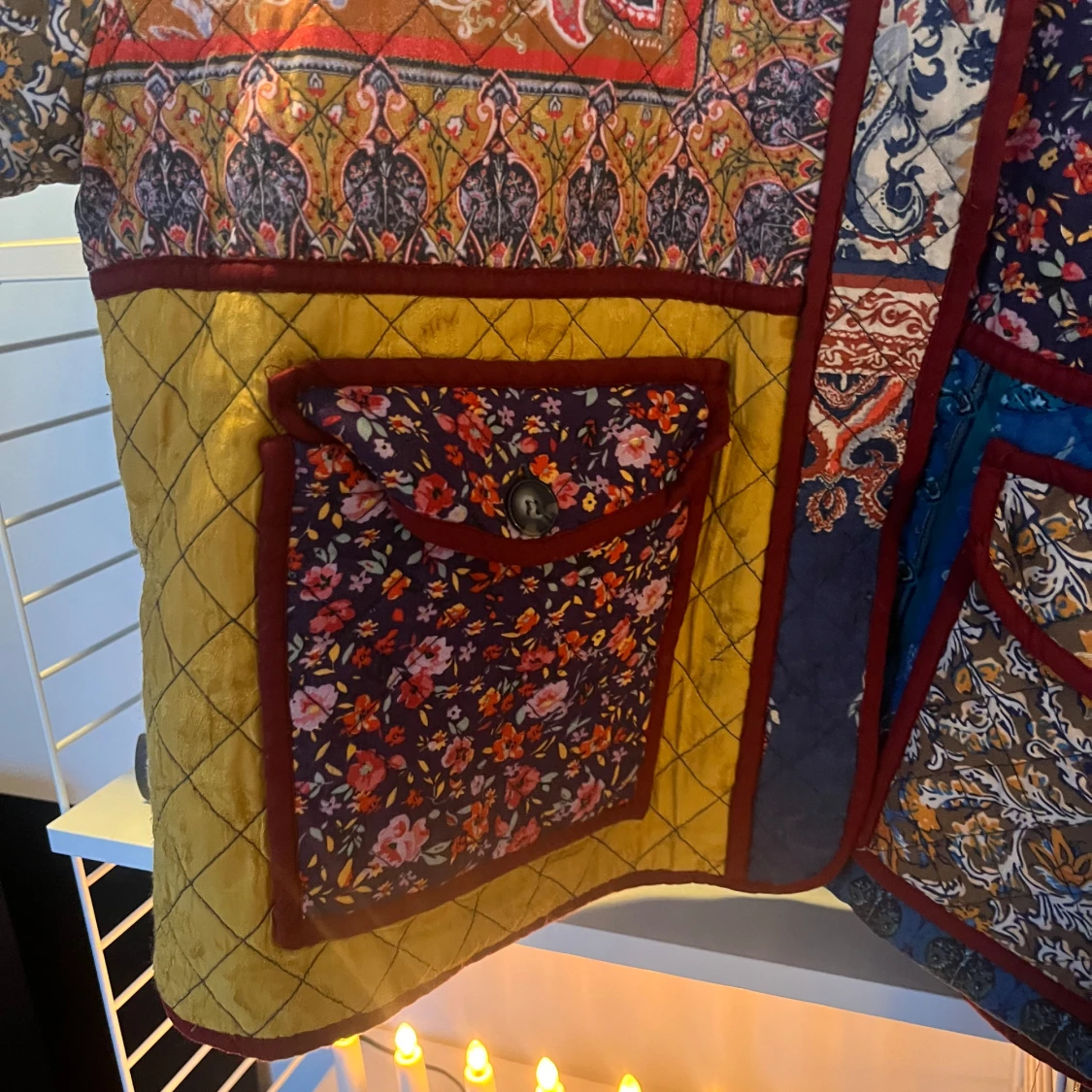 Färgglad quiltad jacka från Zara - 90