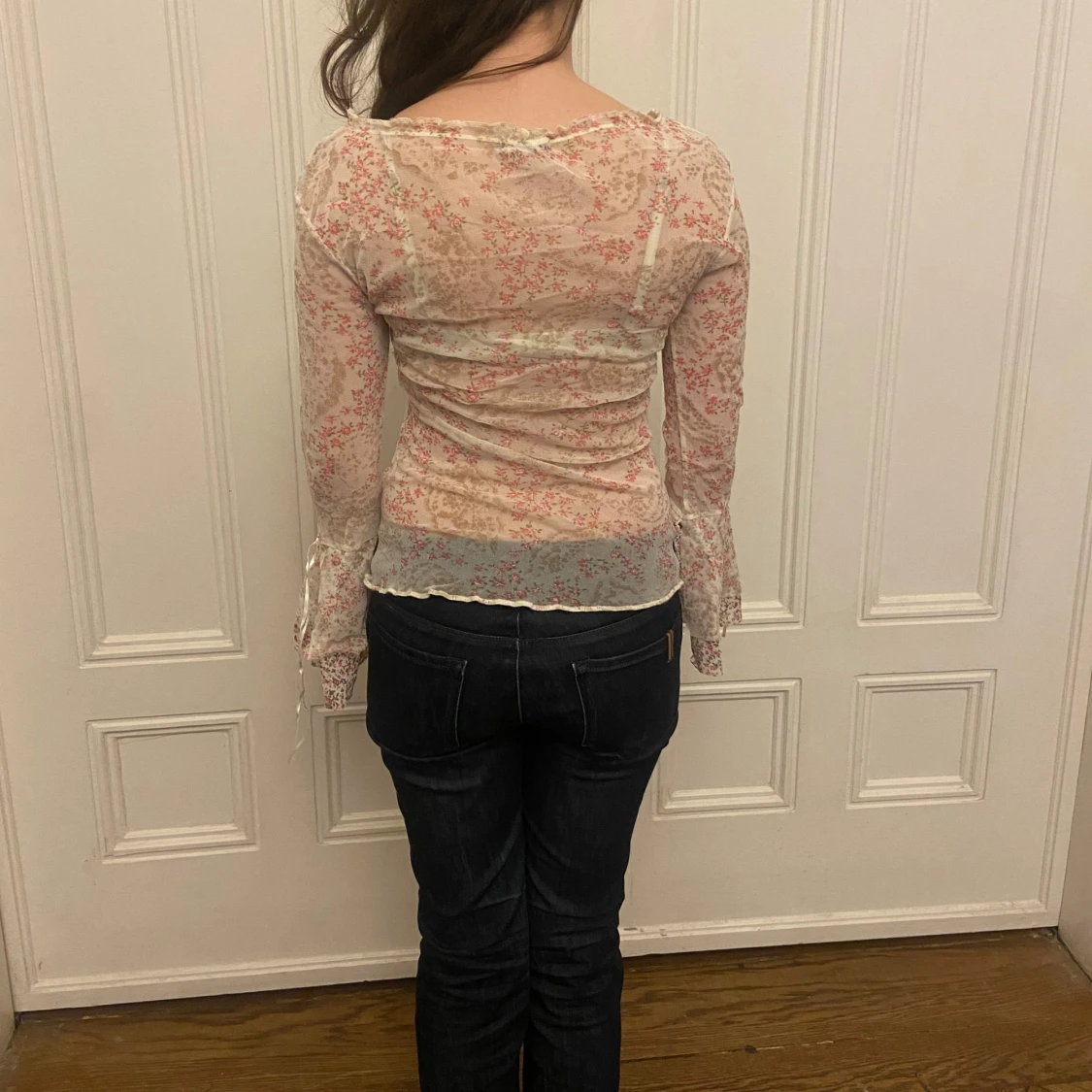 Blommig långärmad blus - 92