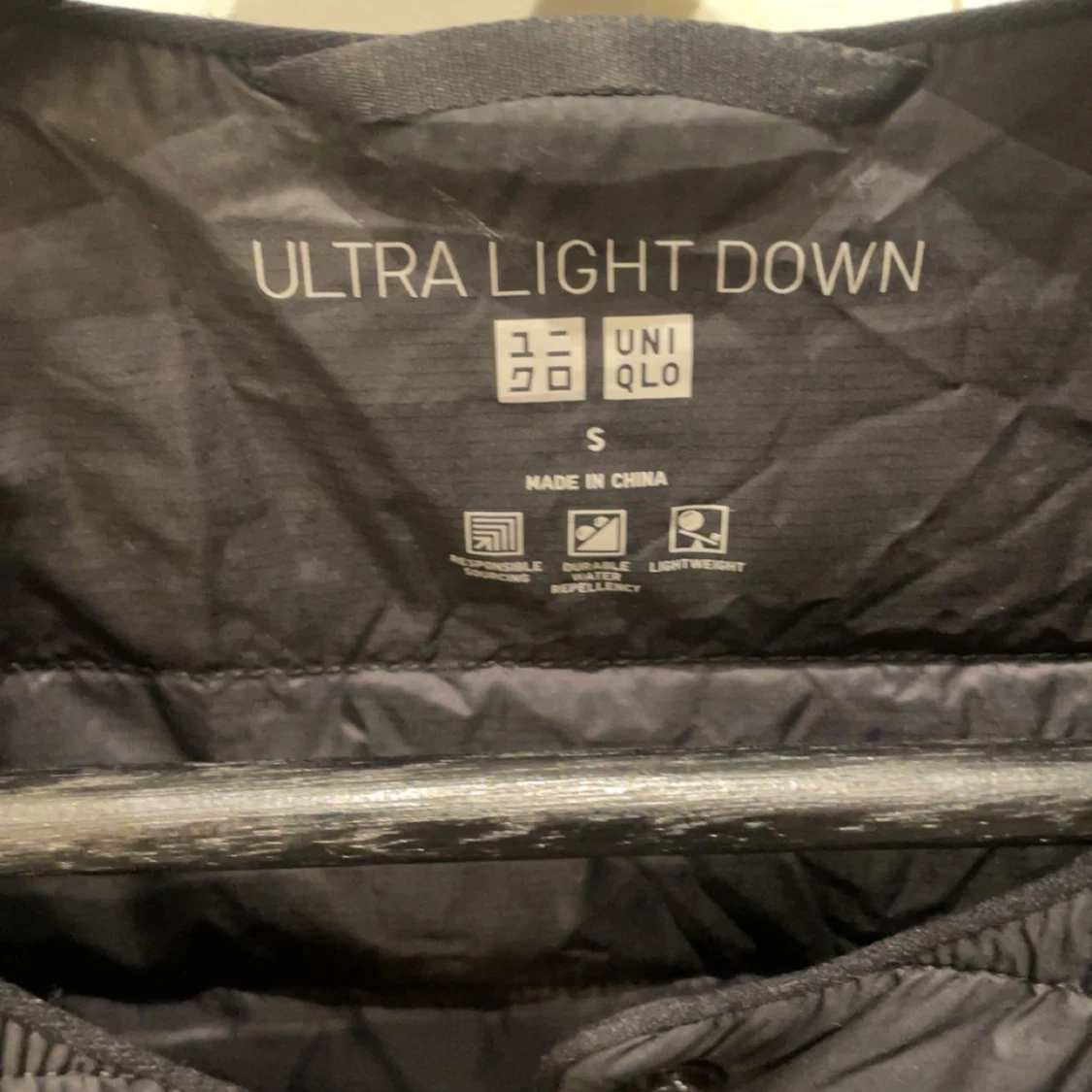 Uniqlo Svart jacka - 90