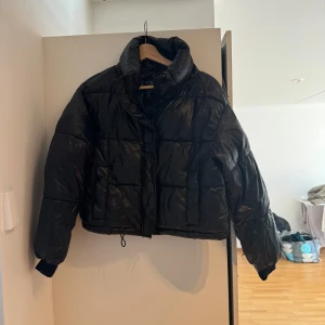 Jacka bershka  - Jacka ifrån bershka, XS  VATTENTÄT