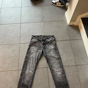 Jack and Jones jeans - Jack & jones jeans Storlek:30/32 Modell:Glenn Skick:9/10