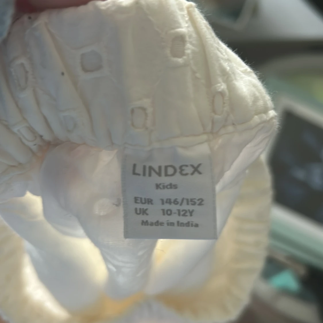 Vit lång kjol  - 91