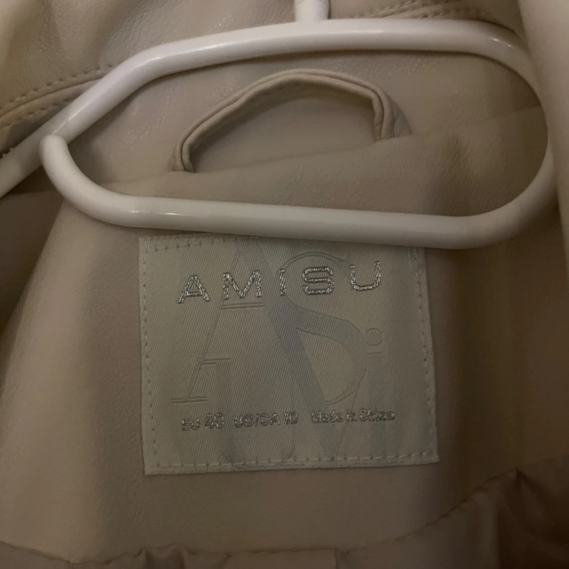 Beige skinnjacka  - 91