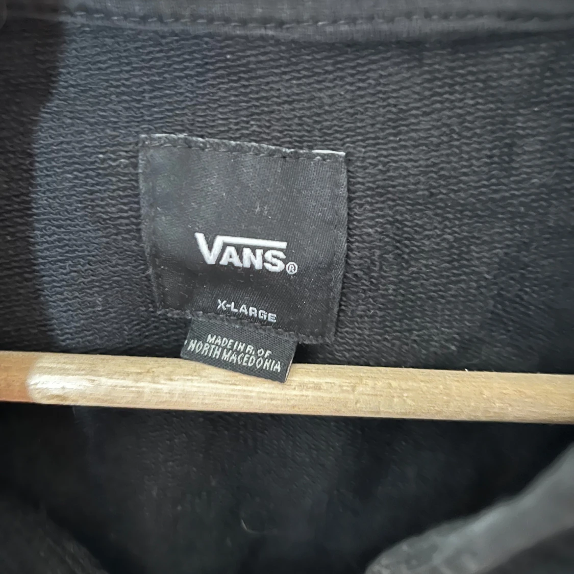 Svart hoodie från Vans - 90