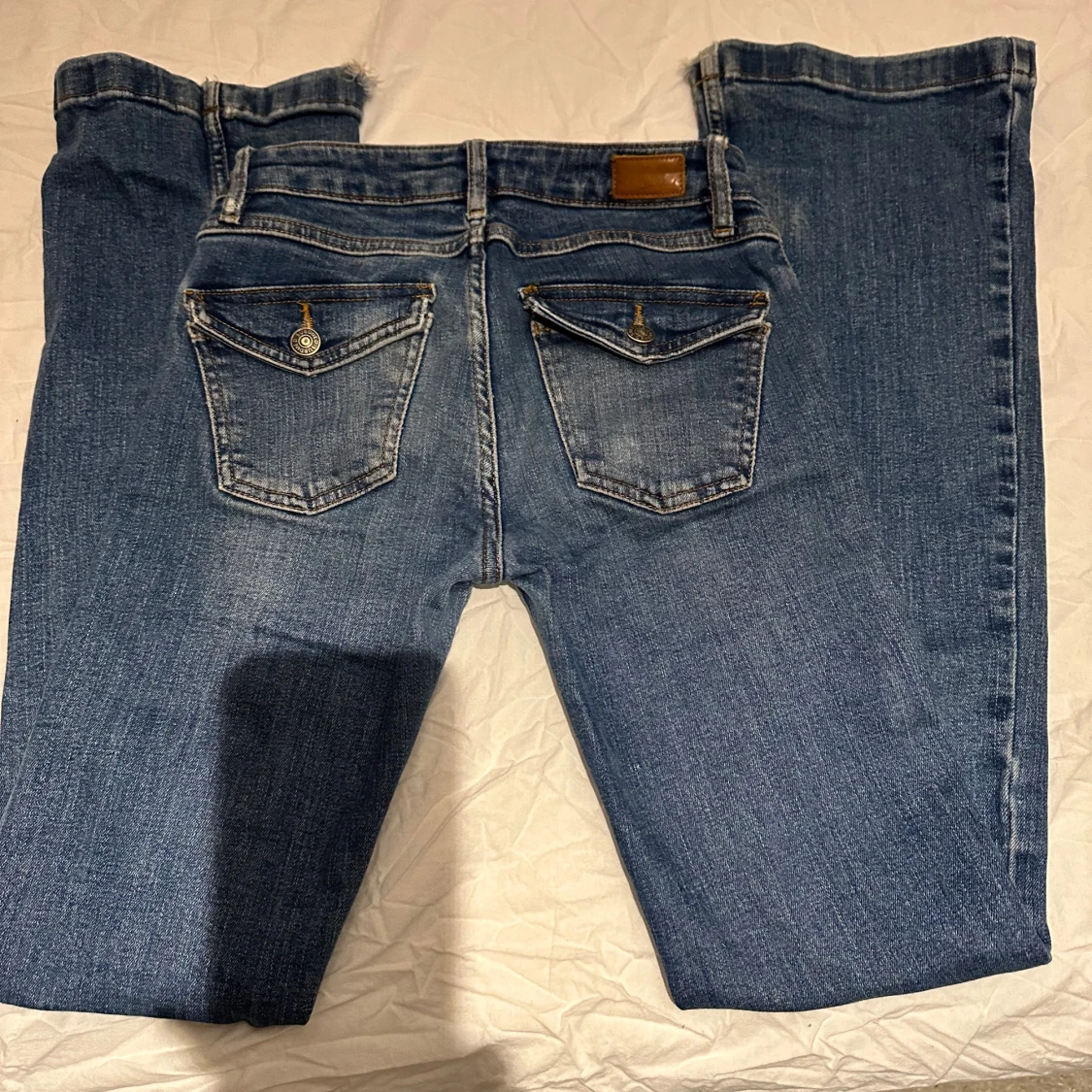 Lågmidjade Blå jeans med bootcut - 91