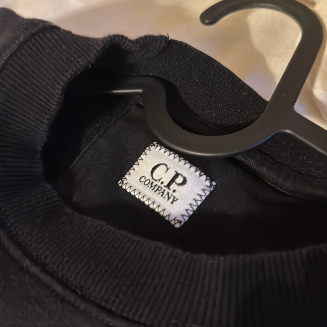 Svart sweatshirt från C.P. Company - 91