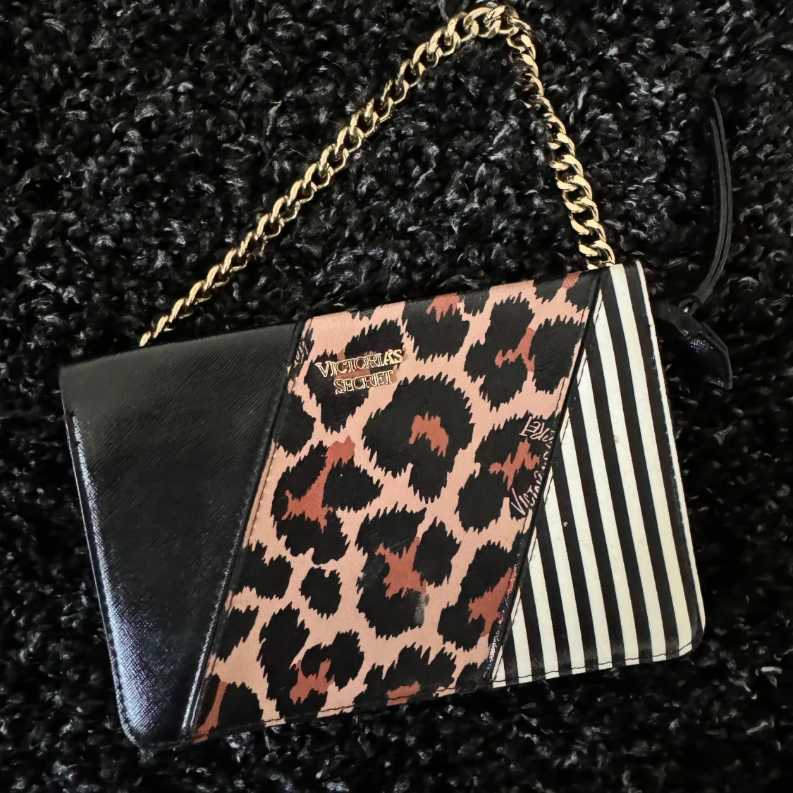 Leopardmönstrad väska från Victoria's Secret - 90