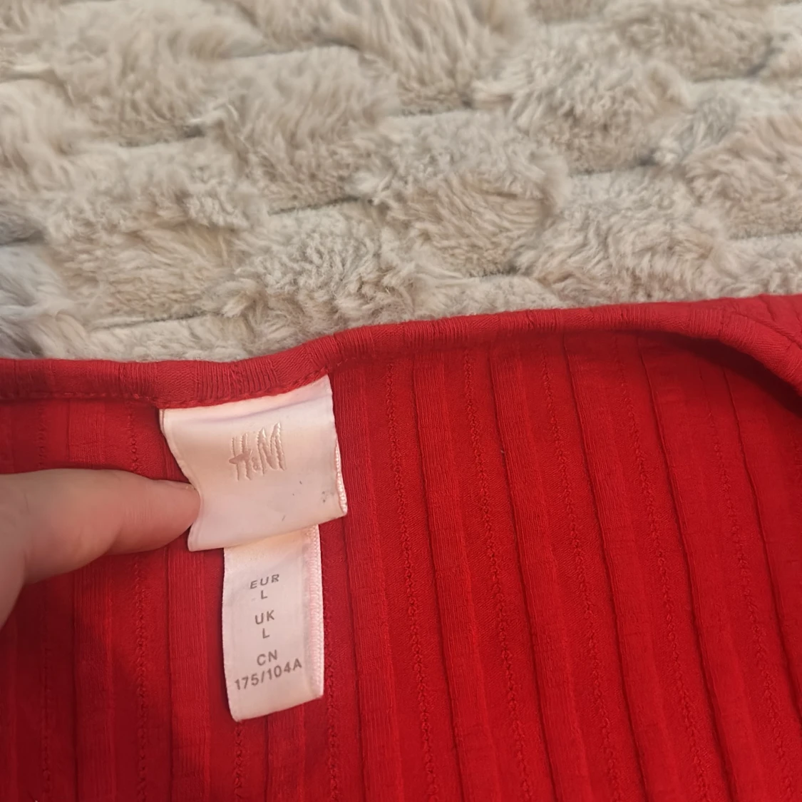 Röd ribbad tröja från H&M - 91