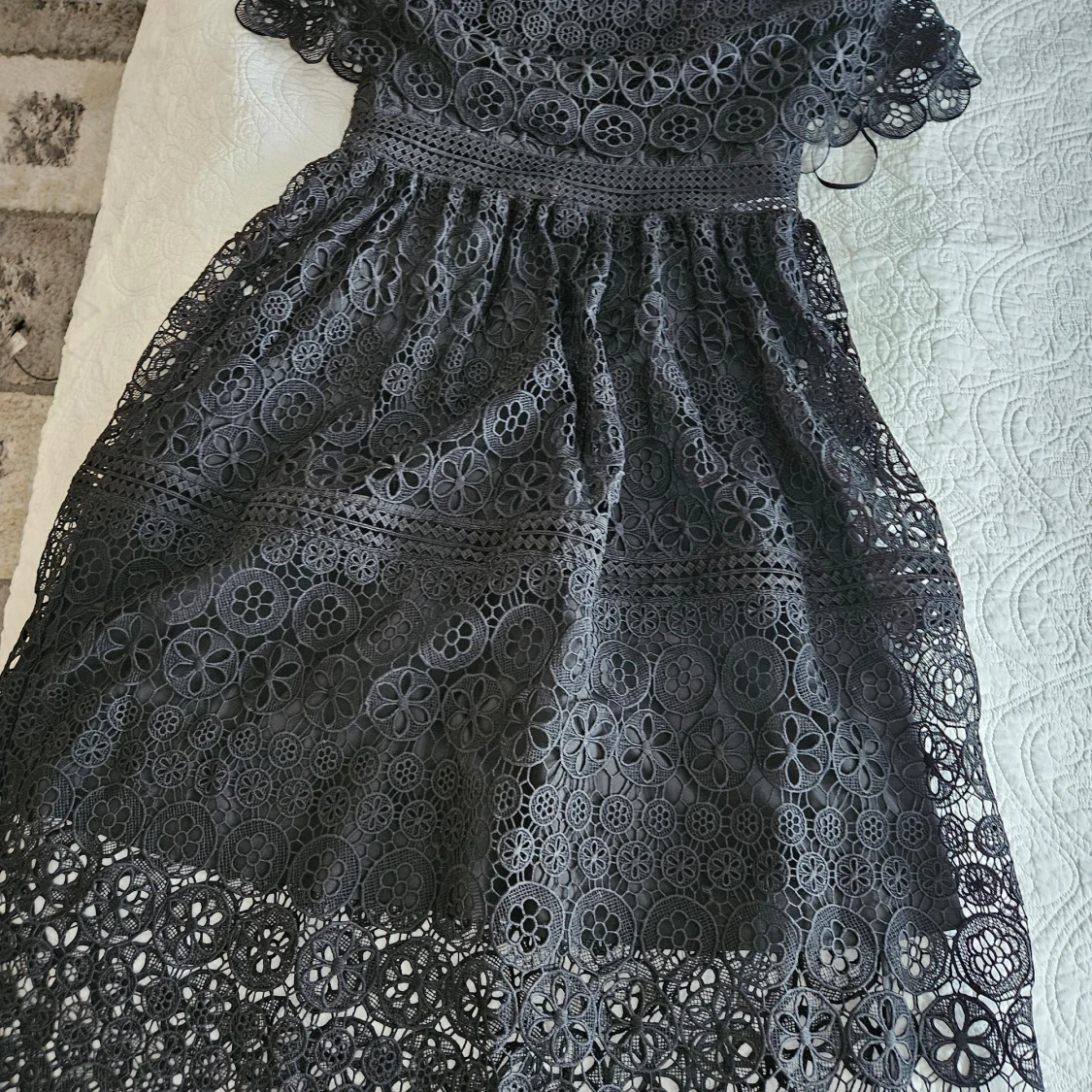 Svart spetsklänning från By malina  - 93