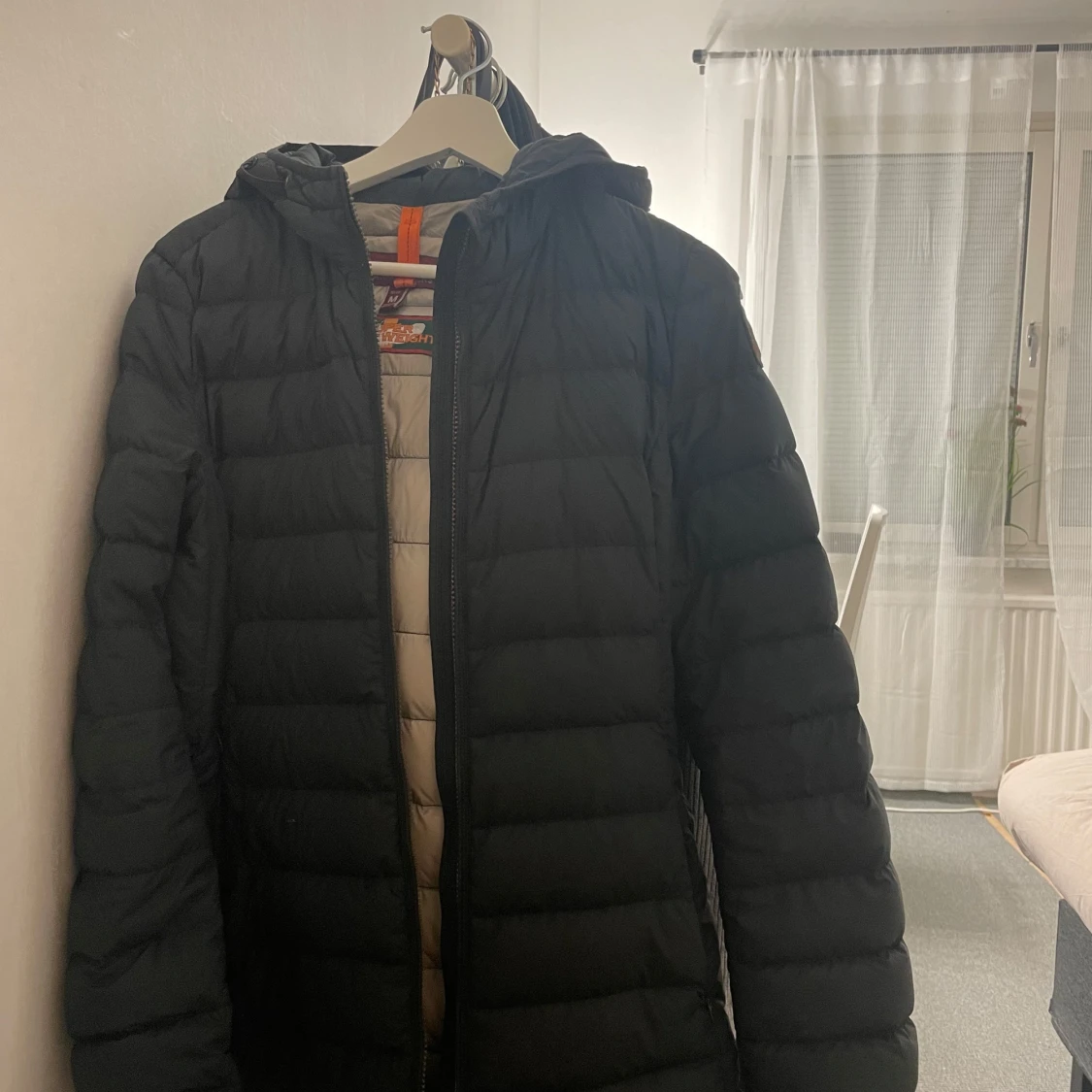 Svart dunjacka från Parajumpers - 91